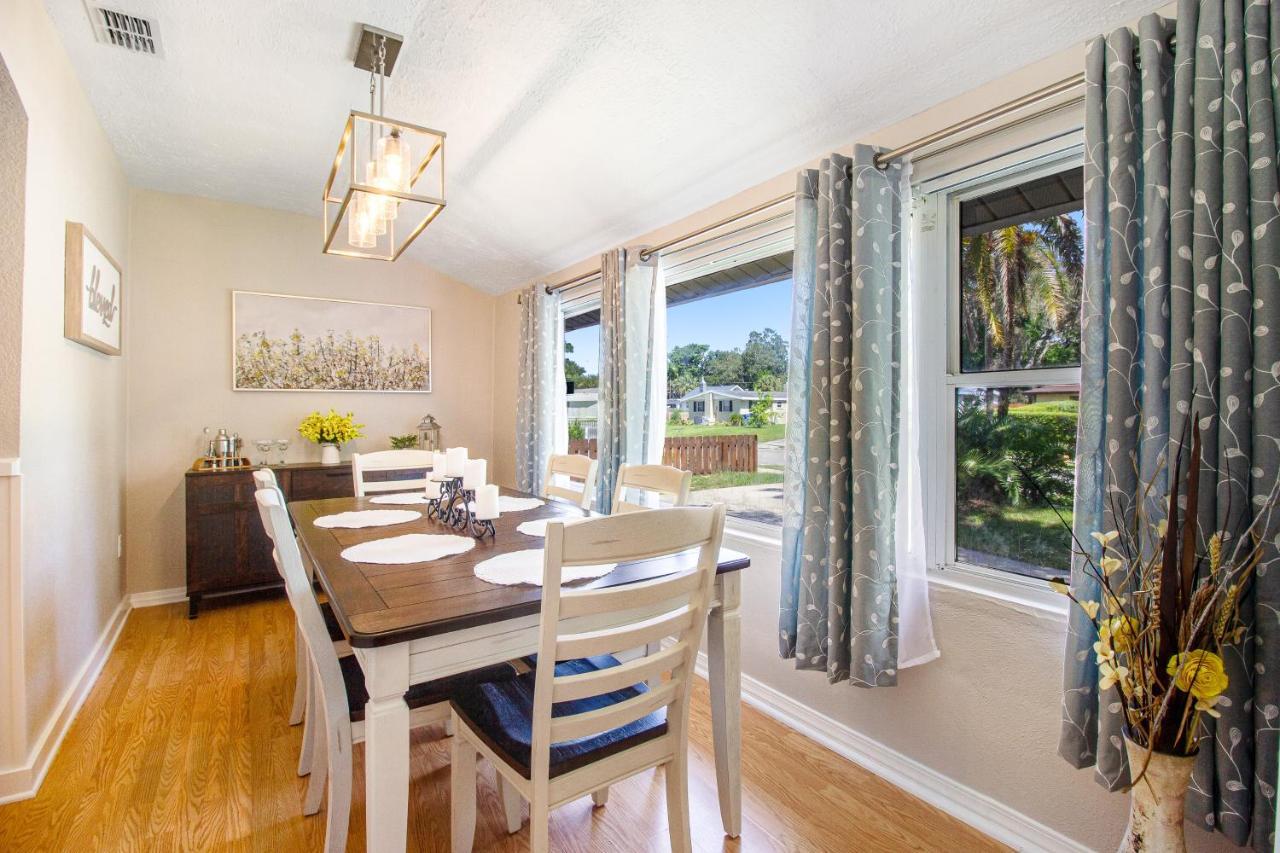 Hit The Deck! Villa แบรเดนตัน ภายนอก รูปภาพ